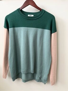 NWOT Crewneck Sweater in Dark Green, Sage & Tan Size S